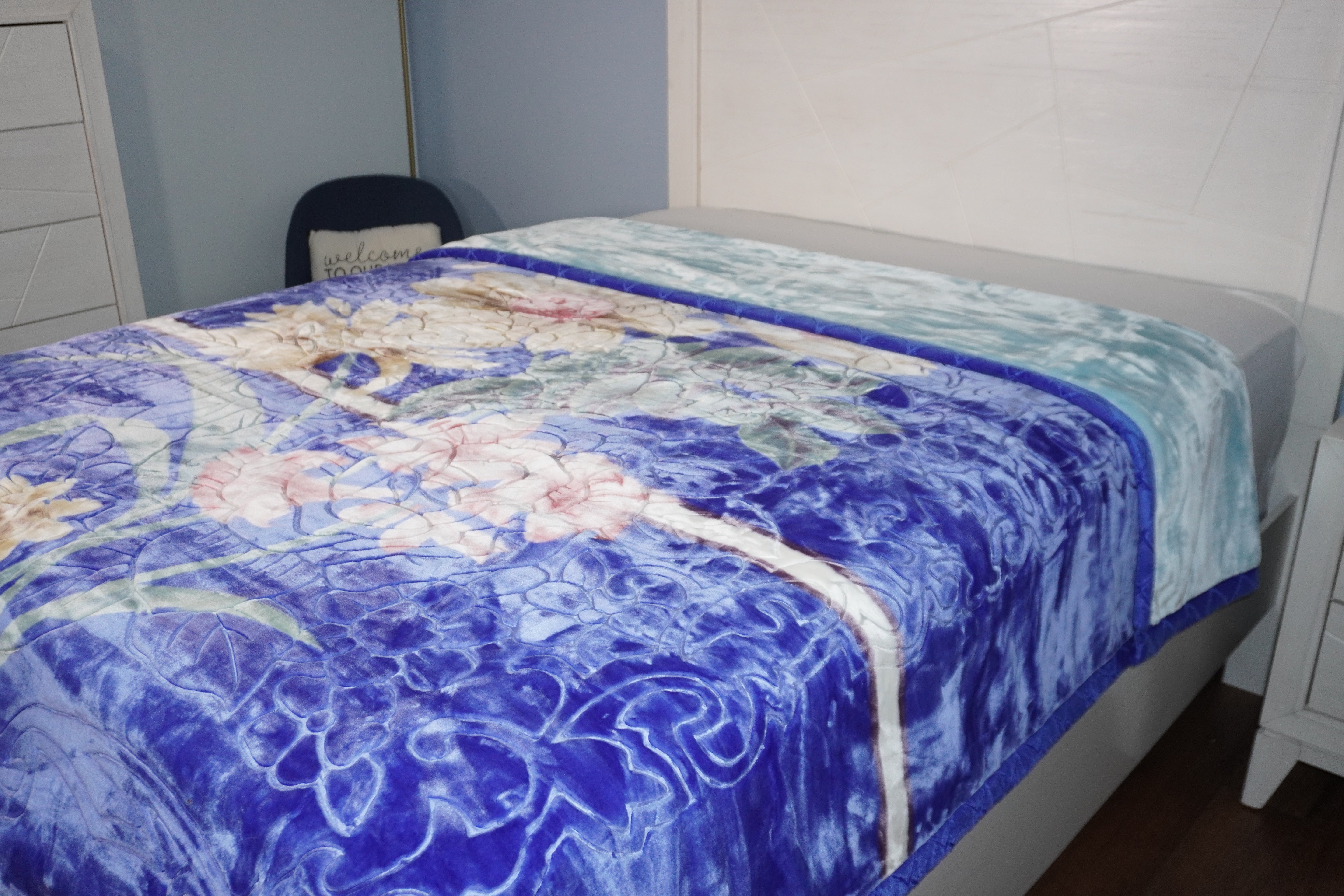 Istanbul-Blankets(Royal blue)