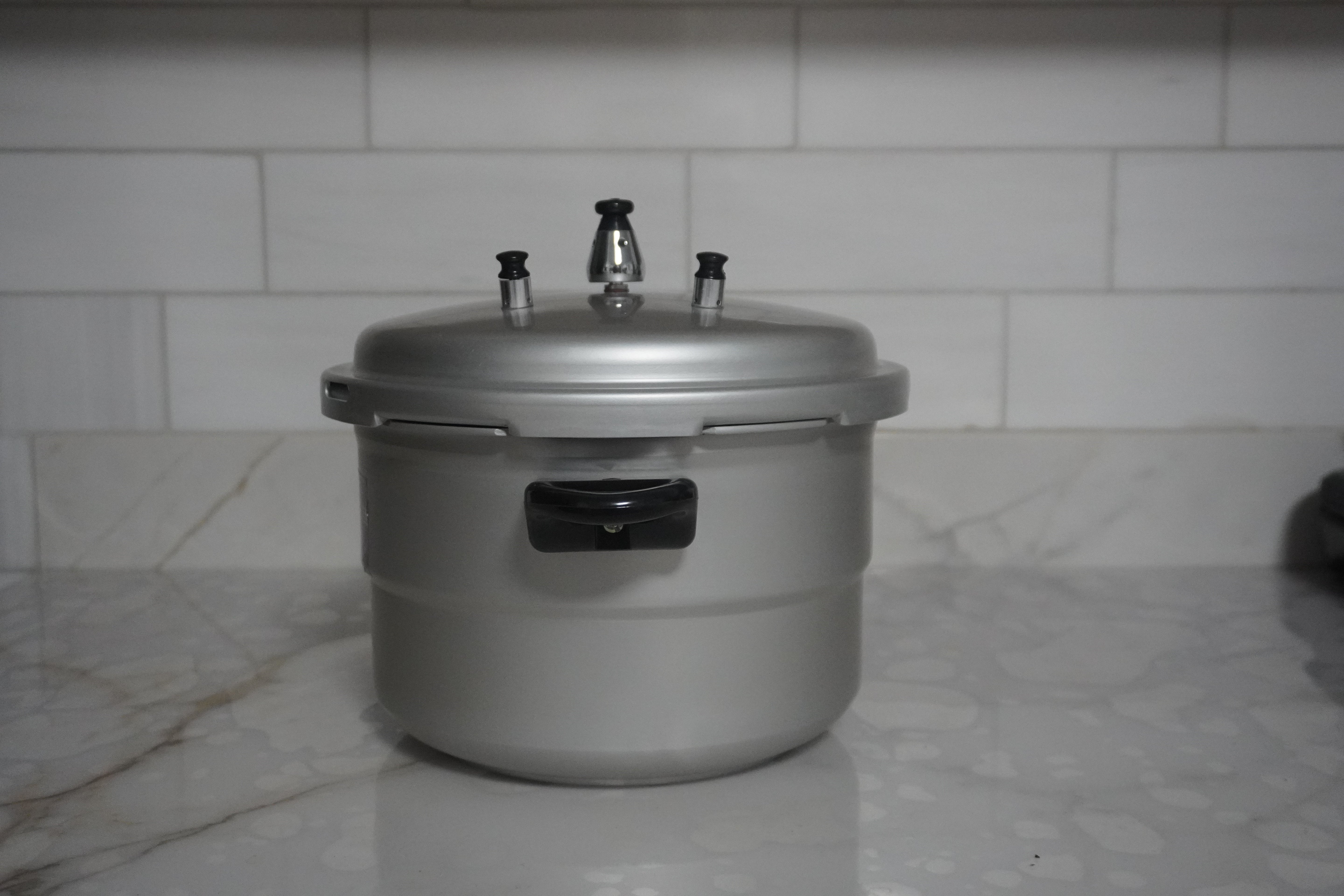Stovetop Pressure Cooker 11L
