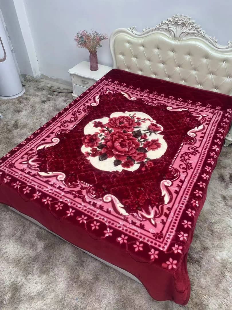 Logain Blanket (Burgundy )