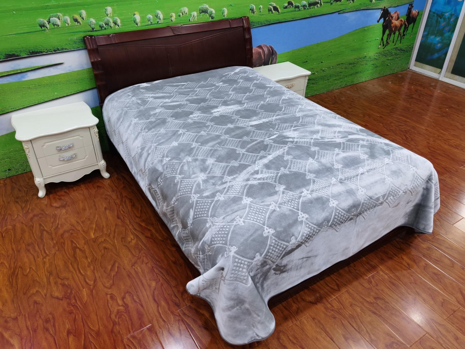 Rayyan Blanket (Silver gray)