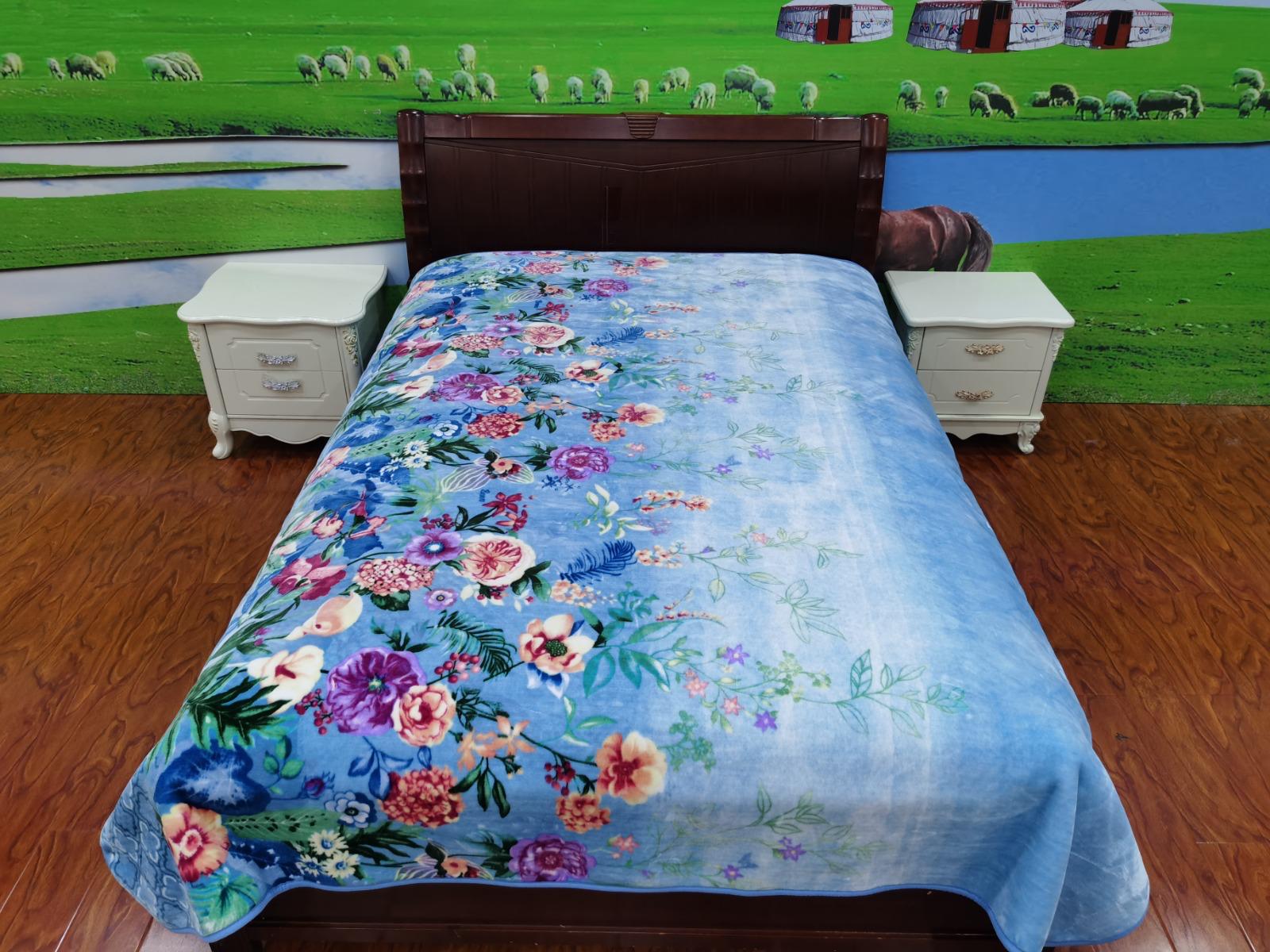 Rayyan Blanket (Sky blue)