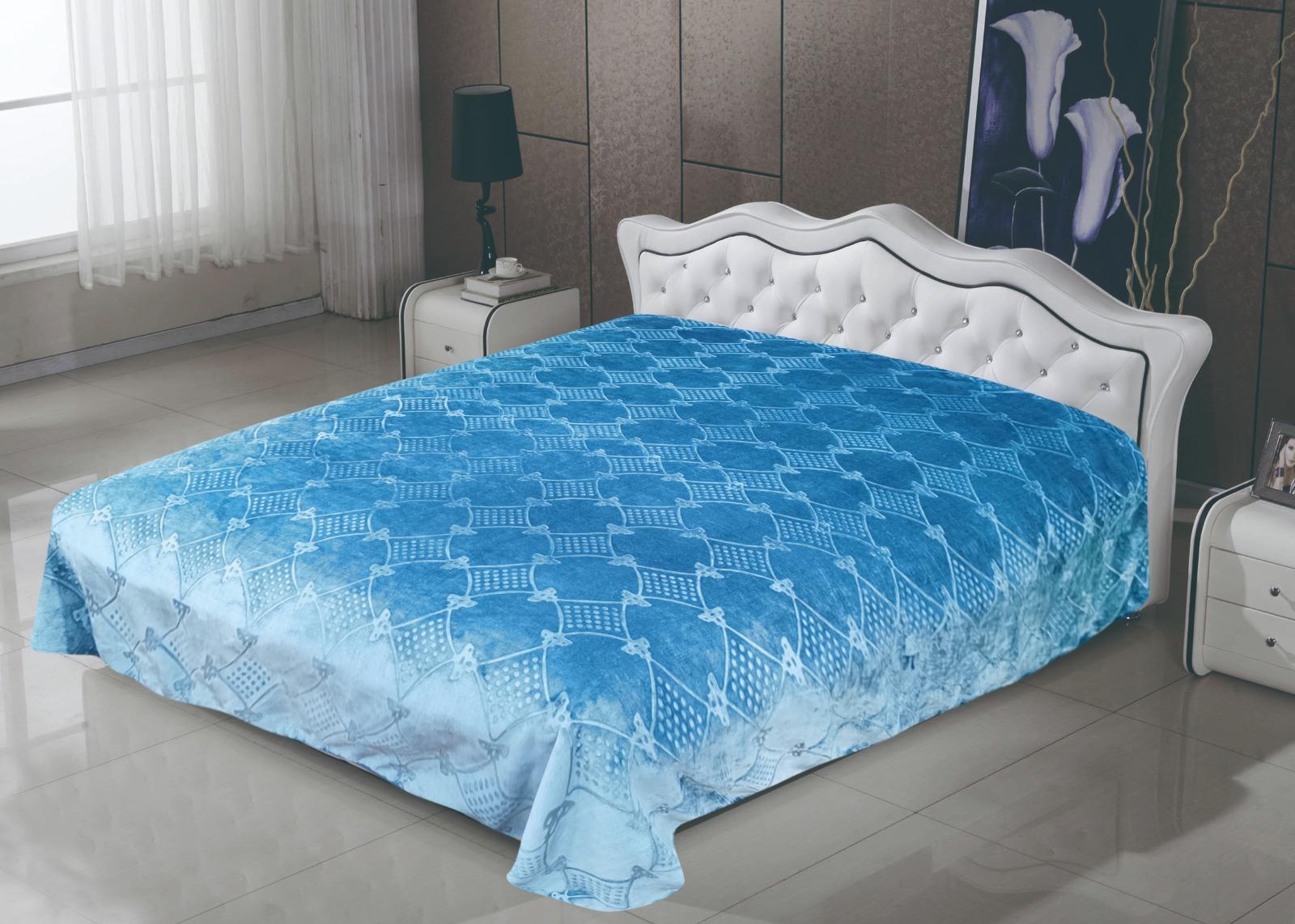 Rayyan Blanket (Light blue)