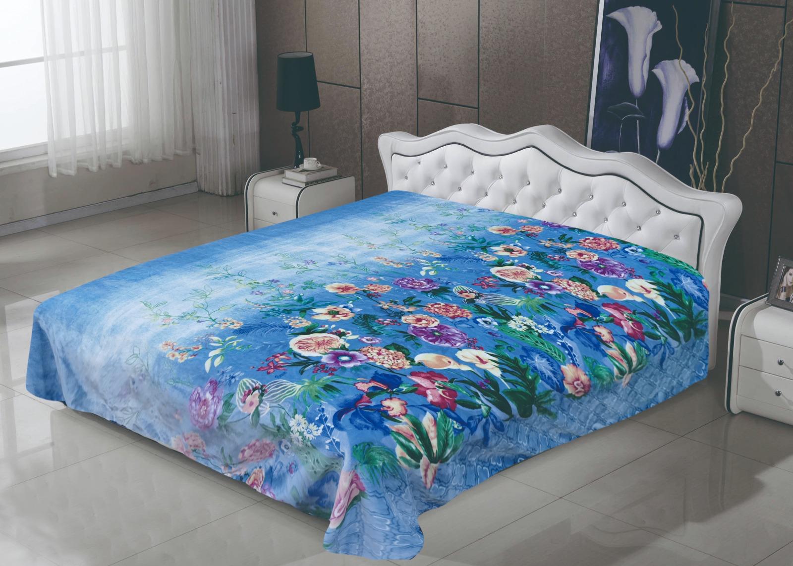 Rayyan Blanket (Sky blue)