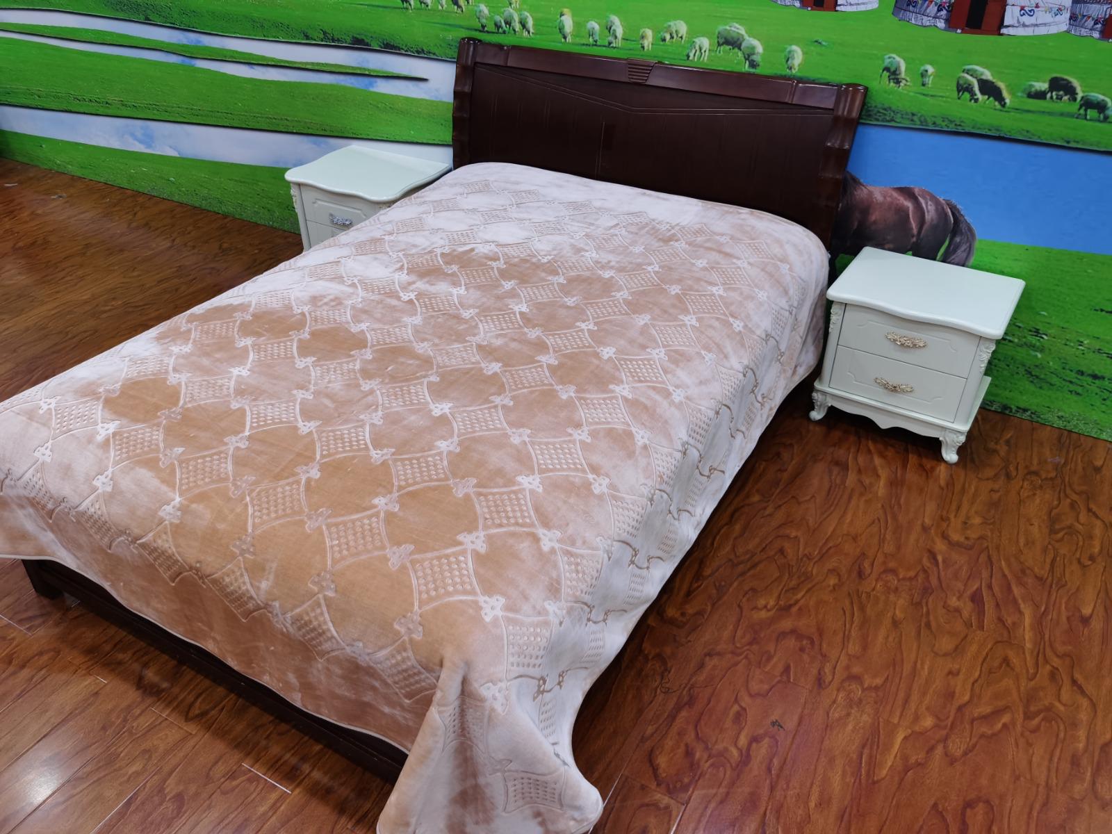 Rayyan Blanket (Beige )
